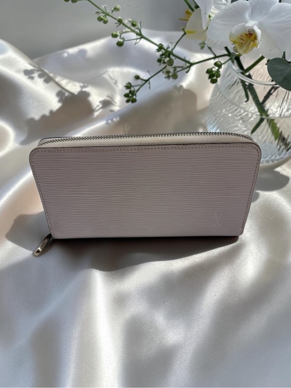 EUC- Lilac Epi Leather Long Continental Wallet 💜